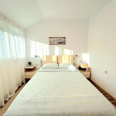 Centro アパート *